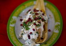 El tamal complace al estómago y al bolsillo de los mexicanos