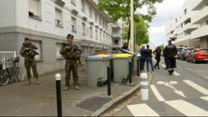 Estudiante en Francia mata a puñaladas a compañero y hiere a otros tres